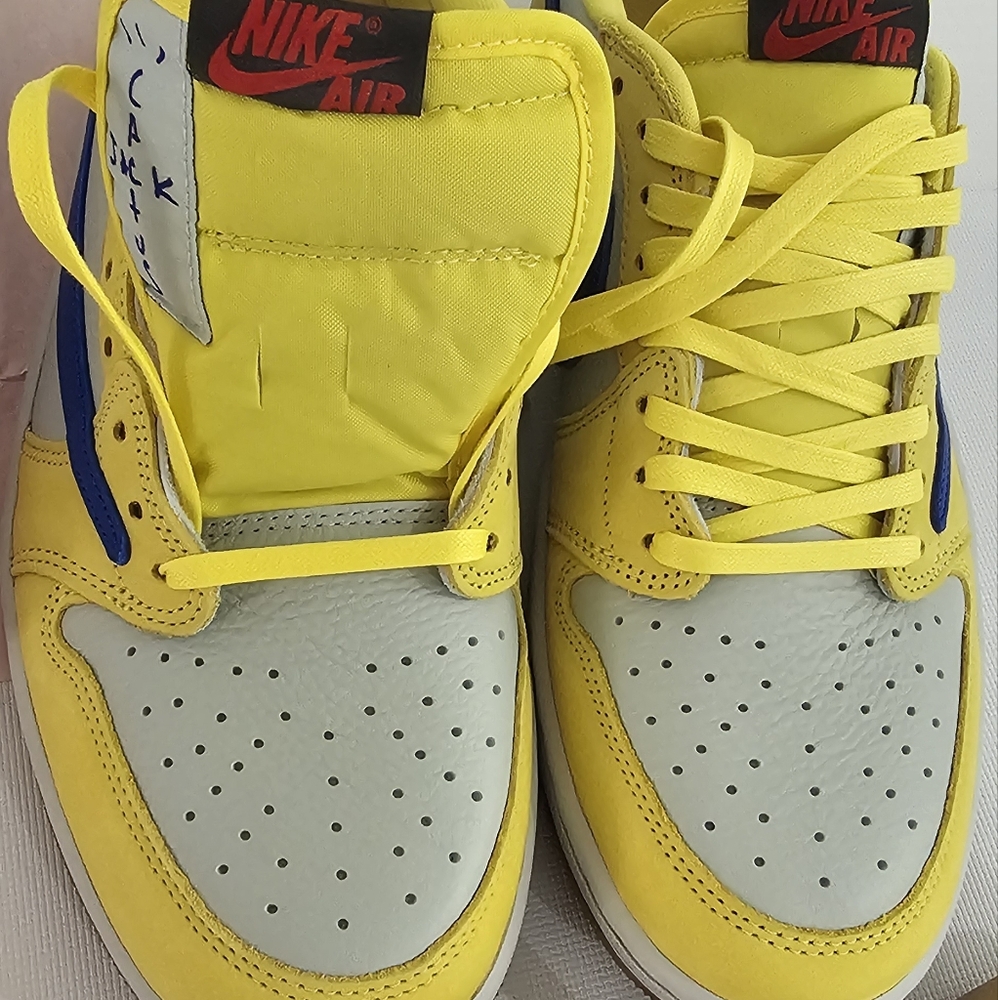 Nike Air Jordan 1 Retro Low x Travis Scott Canary 11W/9.5M